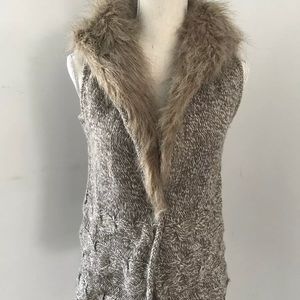 Linda Matthews Faux Fur Trim Vest Small